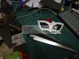 Joker from Persona 5 Cosplay Prop Mask with Dagger